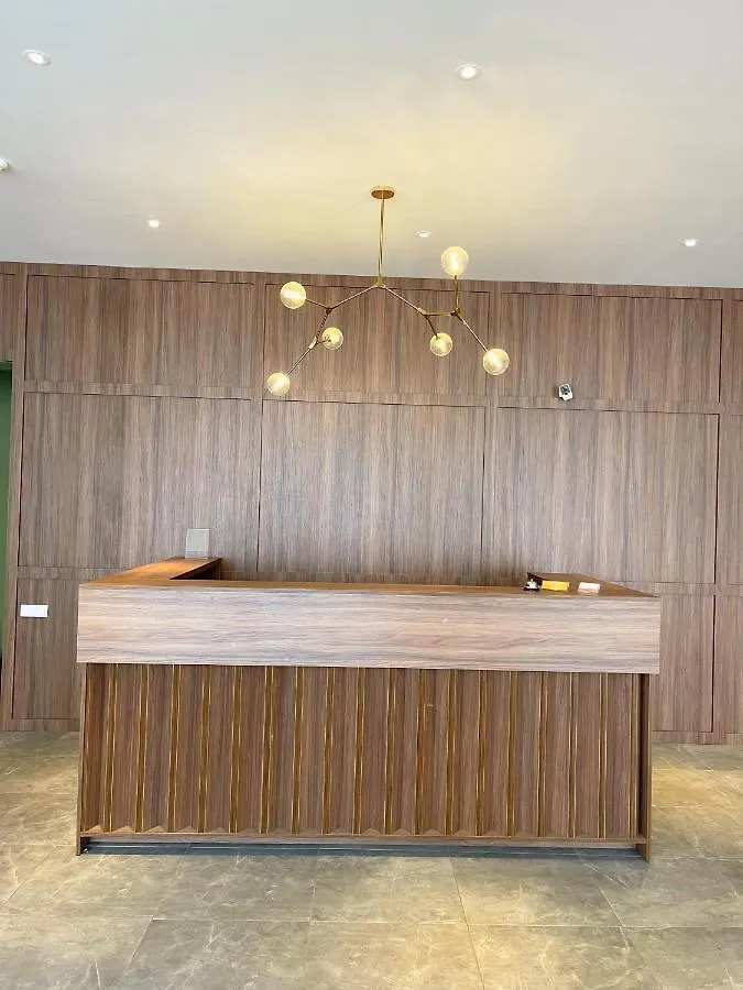 Hotel Aristocrat Tbilisi 4*,